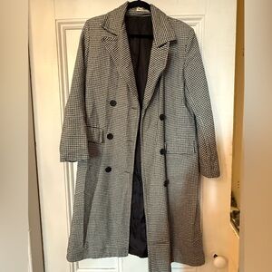 Elegant Houndstooth Trench Coat